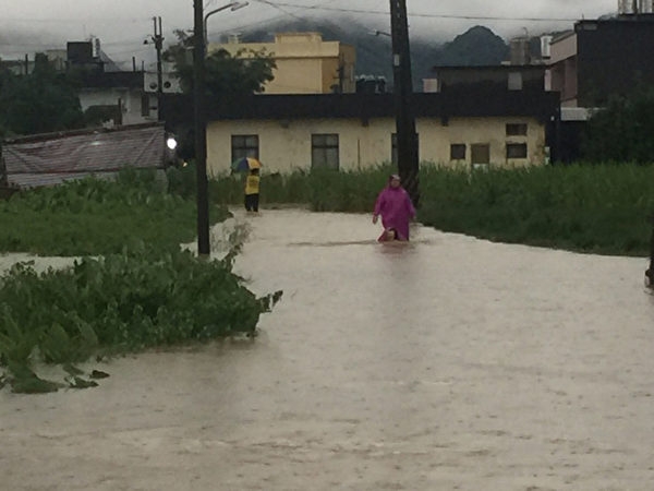 豪雨