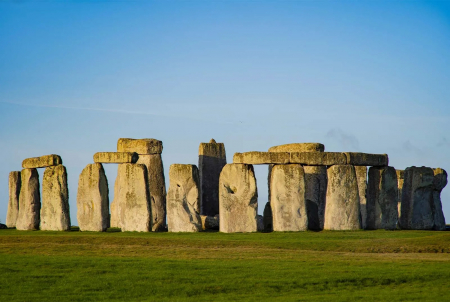一根巨石柱心 解開5000年英國巨石陣謎團