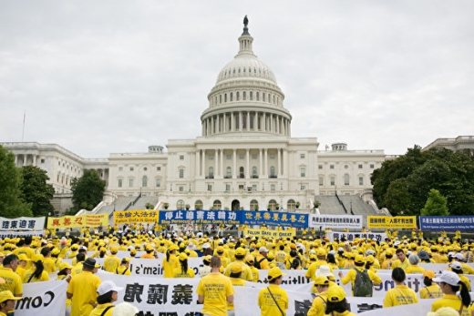 近萬法輪功學員美國首都盛大活動 眾政要現場聲援
