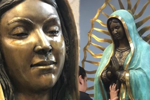 圣母玛利亚流泪神迹 教会送验证实是橄榄油